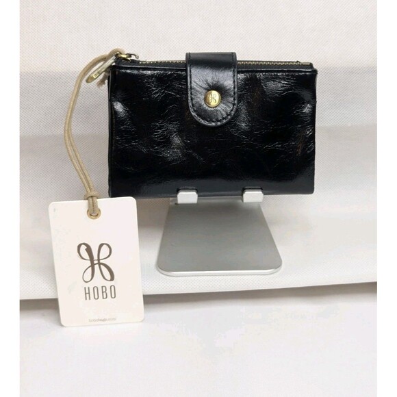 HOBO Handbags - HOBO Ray Leather Bifold Wallet - Black